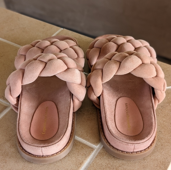 Copenhagen Shoes Papaya Suede Sandals - Picture 7 of 11